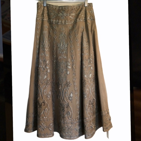 Beautiful Basil & Maude Skirt Sz. 8 - Picture 2 of 7